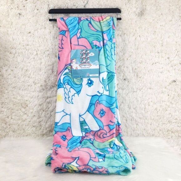 {My Little Pony} Plush Throw {Blanket} - Picture 2 of 5